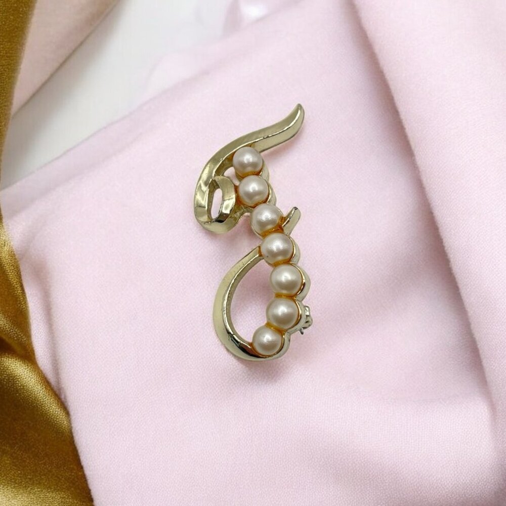 Vintage PAKULA Letter 'J' Script Faux Pearl Brooch Gold Tone Designer Signed